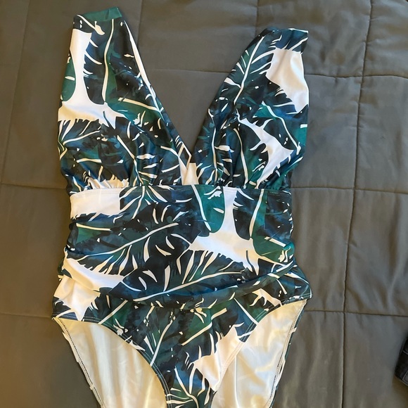 Amazon Essentials Other - Criss Cross One Piece Bathing Suit